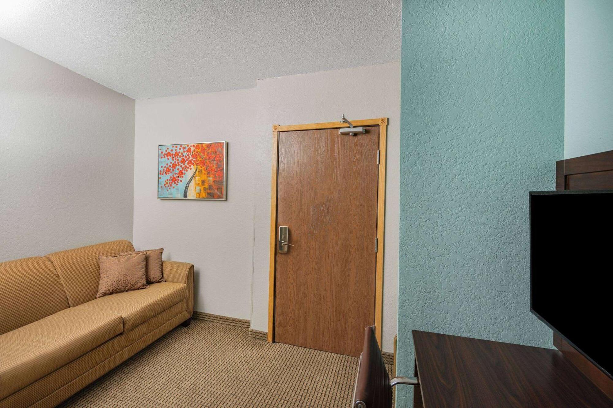 Baymont By Wyndham Keystone Near Mt. Rushmore Exterior photo