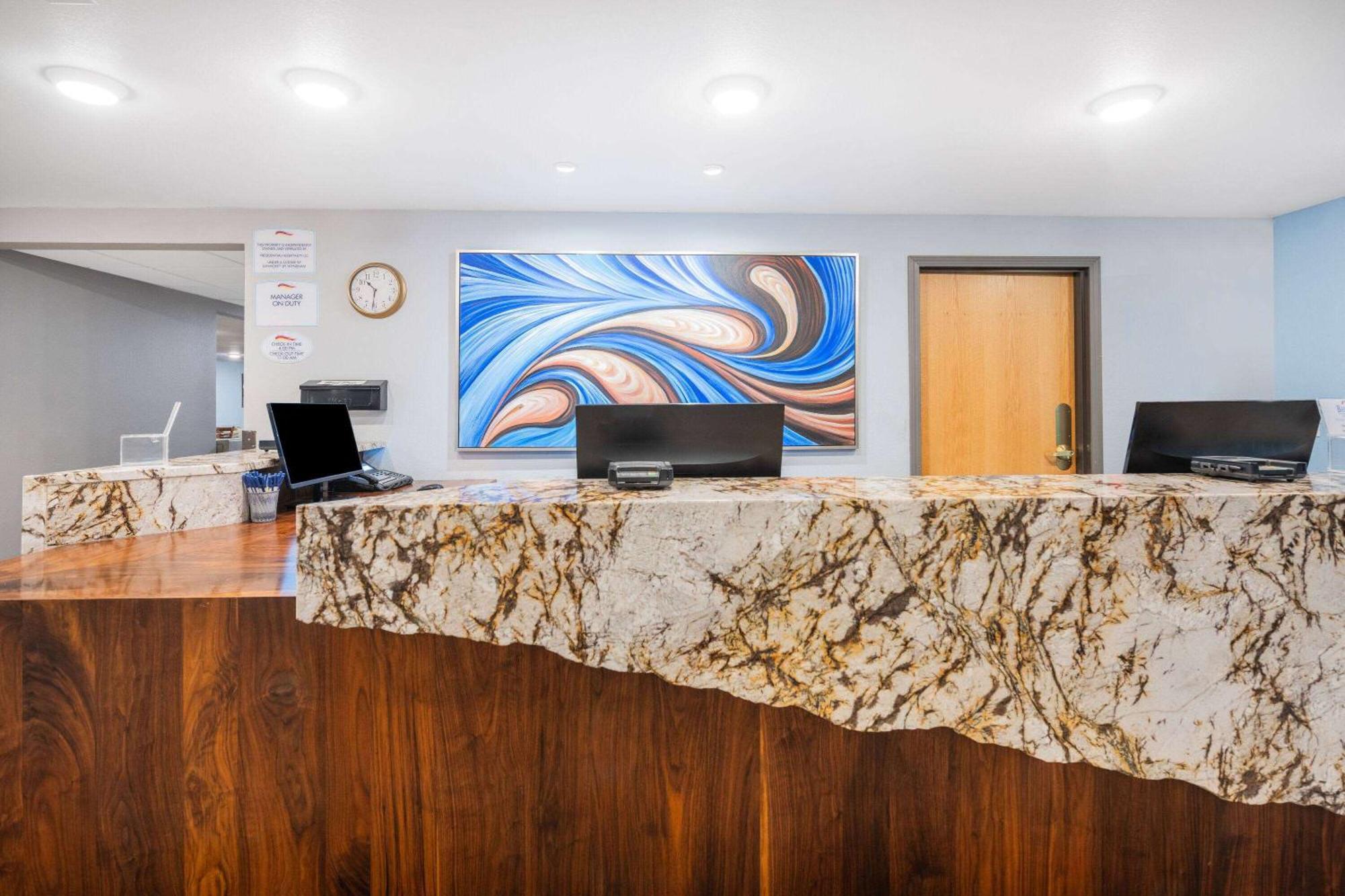 Baymont By Wyndham Keystone Near Mt. Rushmore Exterior photo